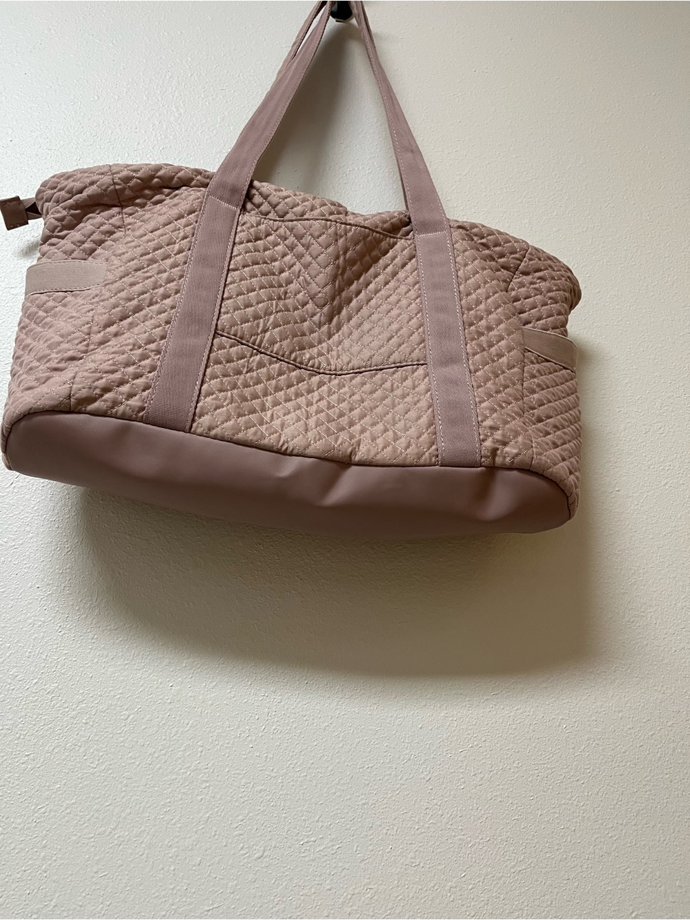 BAGSMART Quilted Tote Bag in Dusty Rose - Picture 4 of 7
